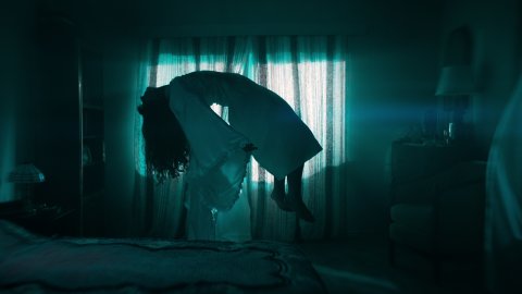 'The Manhattan Alien Abduction' Documentary Series To Arrive on Netflix for Halloween Article Teaser Photo