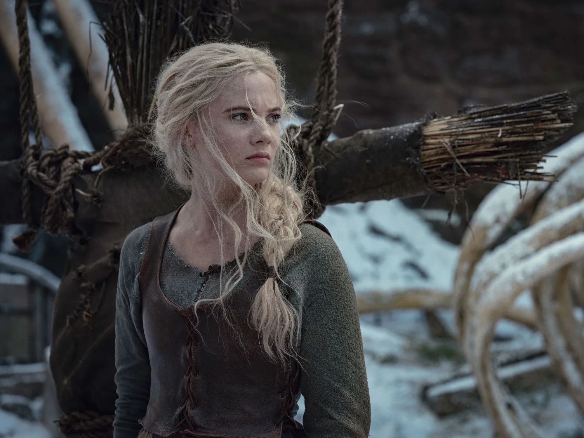 Freya Allan en la segunda temporada de The Witcher