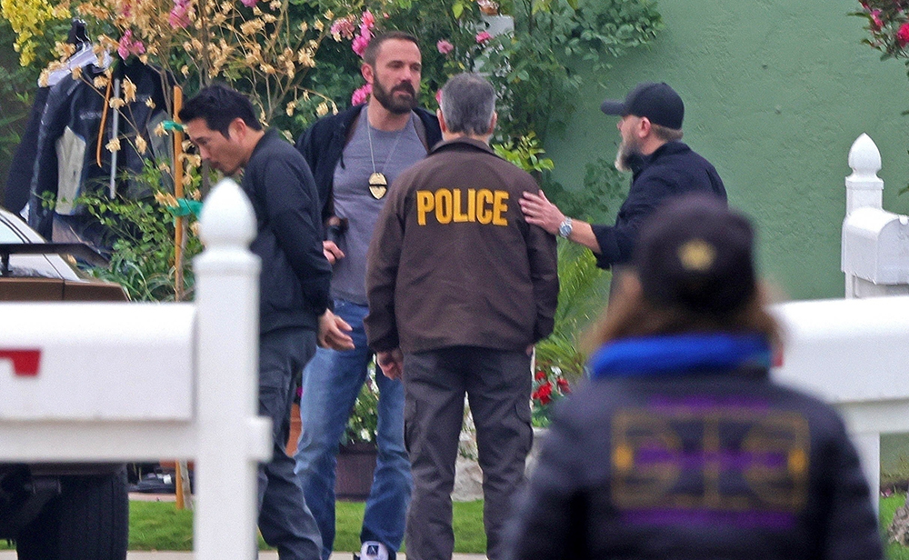 *Exclusive* Back To Work! Ben Affleck Appears Fresh And Muscular Filming First Scenes Of New Thriller 'Rip' With Bff Matt Damon In Los Angeles ** Web Must Call For Pricing **