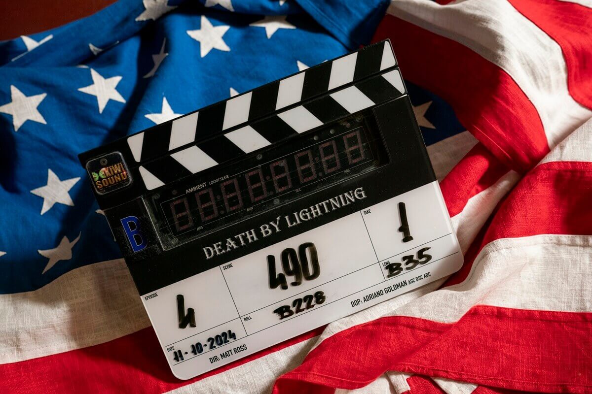 Death By Lightning Clapper